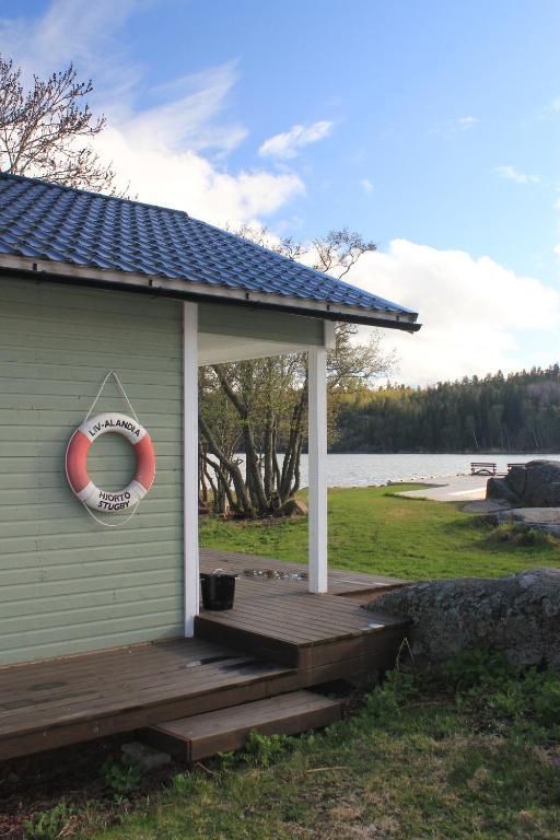 Hjortoe Stugor & Stockhus Finstrom Exterior foto